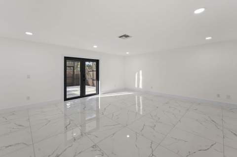3844 Atlanta Street, Hollywood FL - photo 11 of 69