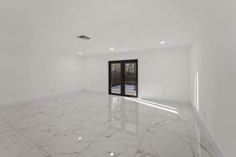 3844 Atlanta Street, Hollywood FL - photo 10 of 69