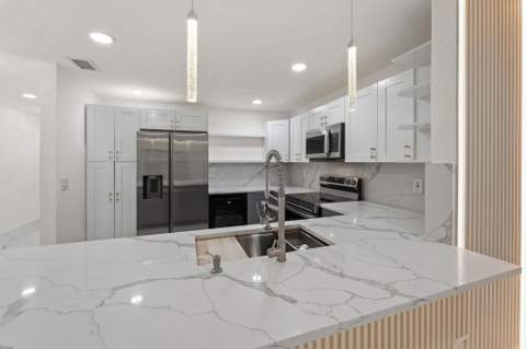 3844 Atlanta Street, Hollywood FL - photo 12 of 69