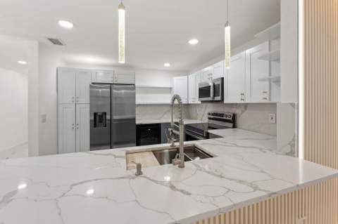 3844 Atlanta Street, Hollywood FL - photo 16 of 69