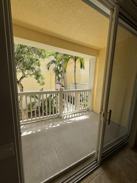 224 Murcia Drive #213, Jupiter FL - photo 9 of 14