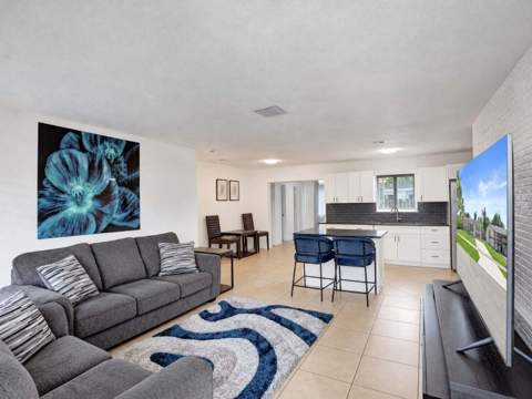 6230 NW 18th Court, Sunrise FL - photo 8 of 23