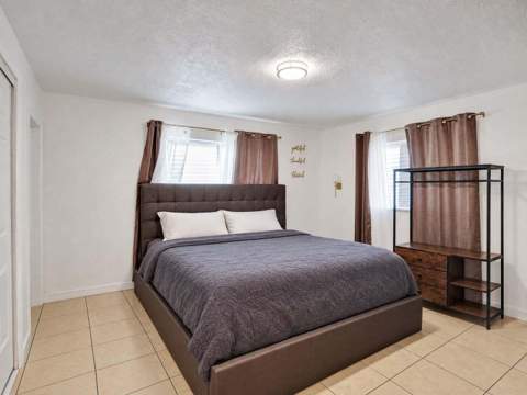 6230 NW 18th Court, Sunrise FL - photo 10 of 23