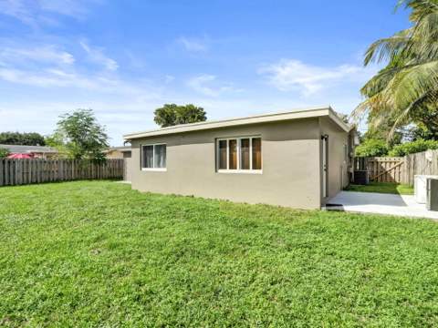 6230 NW 18th Court, Sunrise FL - photo 22 of 23