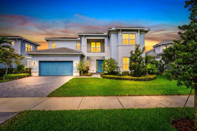 9224 CRESTVIEW Circle, home for sale in Palm Beach Gardens