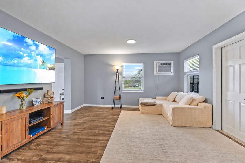 2 bedroom Single Family Residence at 5317 SE Isabelita Avenue, Port Salerno, Stuart — photo 4