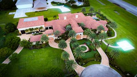 15855 Barnstormer Court, Wellington FL - photo 9 of 200