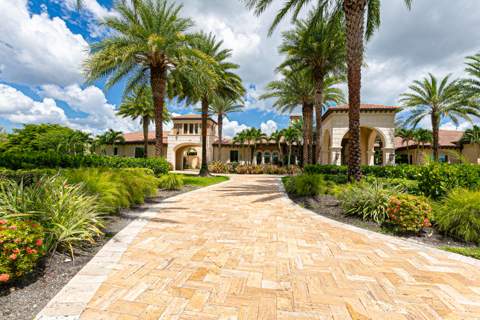 15855 Barnstormer Court, Wellington FL - photo 18 of 200