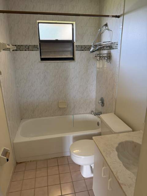 166 SW Ray Avenue, Port St. Lucie FL - photo 8 of 13