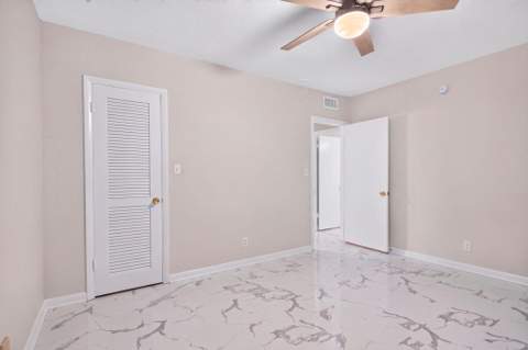 941 Crystal Lake Drive, Deerfield Beach FL - photo 18 of 21