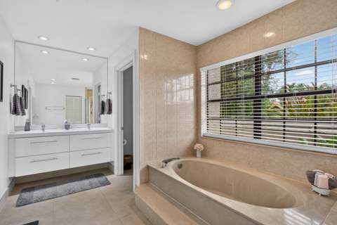 311 NW 37th Way, Deerfield Beach FL - photo 22 of 30