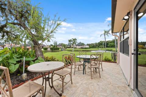 3310 SE Sandpiper Circle, Port St. Lucie FL - photo 10 of 37