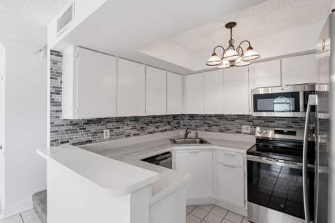 3930 Village Drive #C, Delray Beach FL - photo 6 of 38