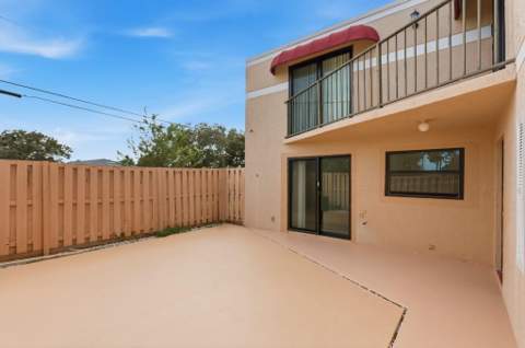3930 Village Drive #C, Delray Beach FL - photo 23 of 38