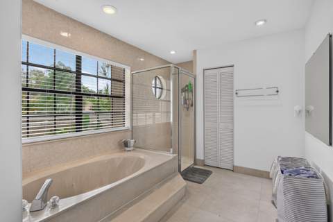 311 NW 37th Way, Deerfield Beach FL - photo 21 of 30