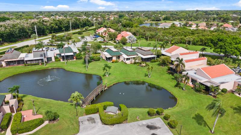 2 bedroom Condominium at 3310 SE Sandpiper Circle, Villas Of Sandpiper Bay Unit 2, Port St. Lucie — photo 4
