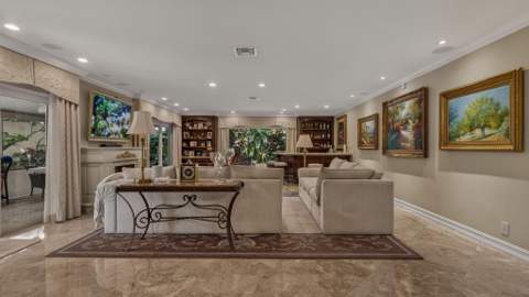 3745 Oaks Clubhouse Drive #V-8, Pompano Beach FL - photo 12 of 61