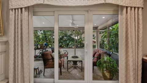 3745 Oaks Clubhouse Drive #V-8, Pompano Beach FL - photo 18 of 61