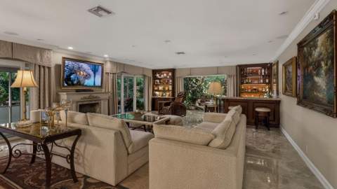 3745 Oaks Clubhouse Drive #V-8, Pompano Beach FL - photo 11 of 61