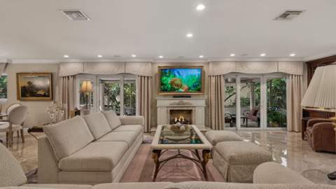 3745 Oaks Clubhouse Drive #V-8, Pompano Beach FL - photo 8 of 61