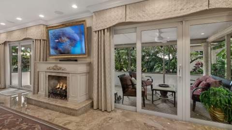 3745 Oaks Clubhouse Drive #V-8, Pompano Beach FL - photo 10 of 61