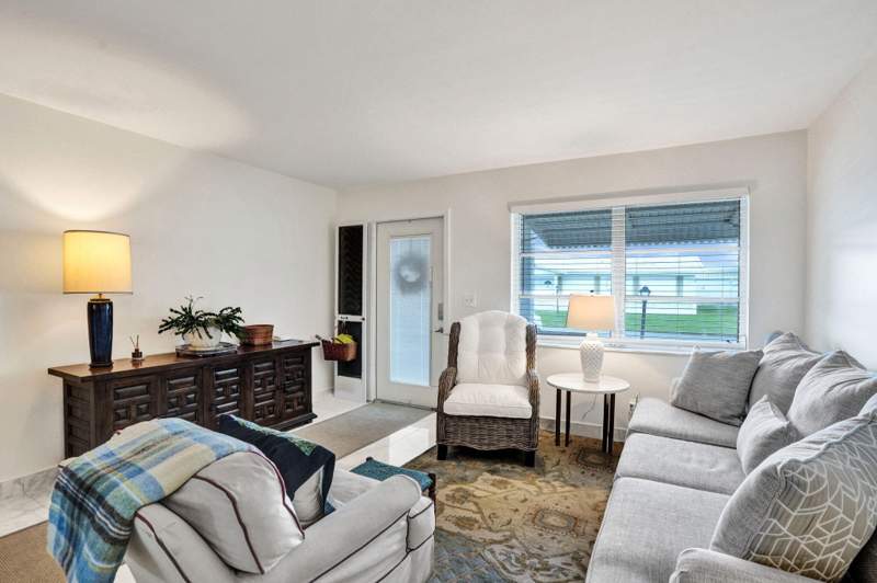 2 bedroom Single Family Residence at 2012 SW 18th Drive, Palm Beach Leisureville Sec 10, Boynton Beach — photo 5