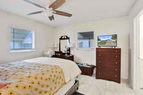 2012 SW 18th Drive, Boynton Beach FL - photo 17 of 29