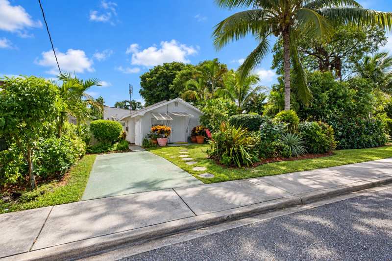 2 bedroom Single Family Residence at 906 S J Street, Lake Worth Town Of Add 1, Lake Worth Beach — photo 1