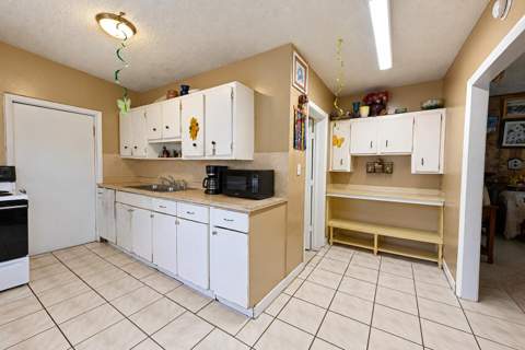 906 S J Street, Lake Worth Beach FL - photo 9 of 33
