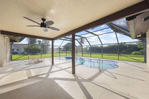 4232 Althea Way, Palm Beach Gardens FL - photo 17 of 42