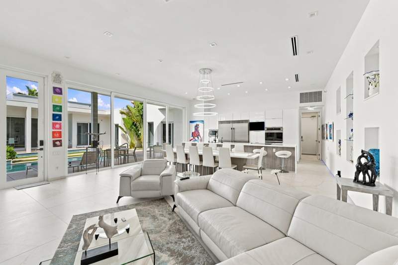 3 bedroom Single Family Residence at 114 NE 16th Place, Placido Place, Fort Lauderdale — photo 3