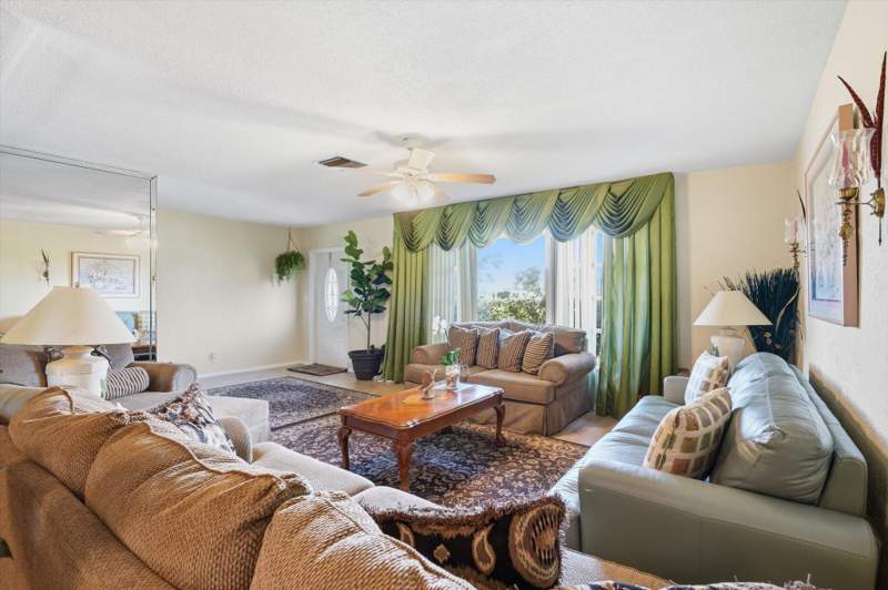 2 bedroom Single Family Residence at 7510 NW 71st Avenue, Mainlands Of Tamarac Lakes, Tamarac — photo 5
