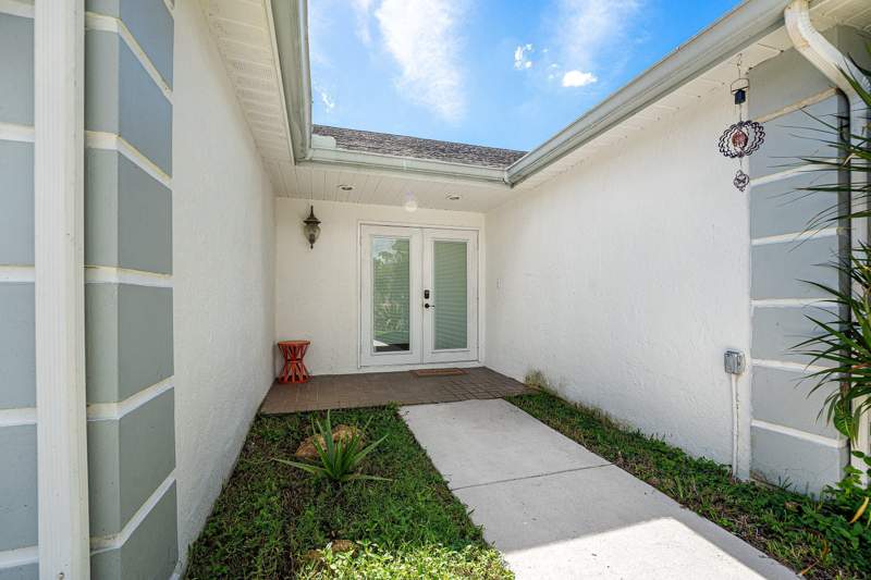 3 bedroom Single Family Residence at 1604 Bayridge Place, Meadowland Cove 1 Of Wellington, Wellington — photo 5