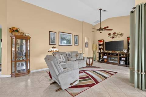 109 NW Baycrest Court, Port St. Lucie FL - photo 9 of 48