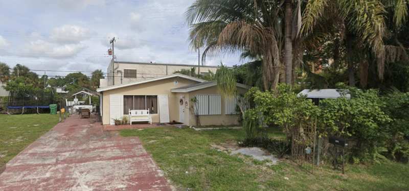 1 bedroom Single Family Residence at 212 E 25th Street, Santrys, Riviera Beach — photo 1