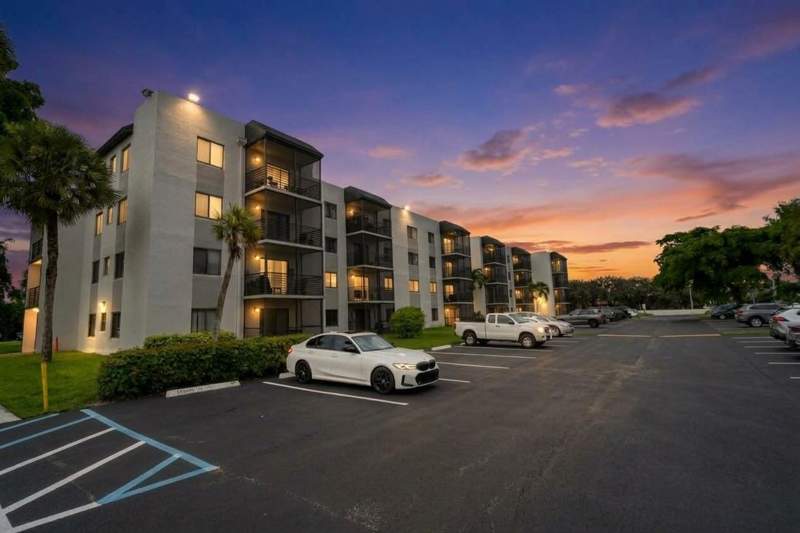 2 bedroom Condominium at 3700 N Pine Island Road #307, Sunrise Springs Condo I, Sunrise — photo 4