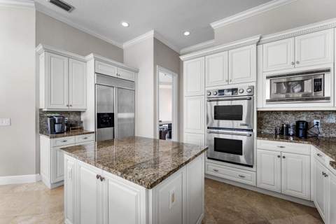 8964 Stone Pier Drive, Boynton Beach FL - photo 18 of 74