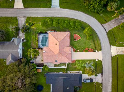2202 SE Leithgow Street, Port St. Lucie FL - photo 8 of 49