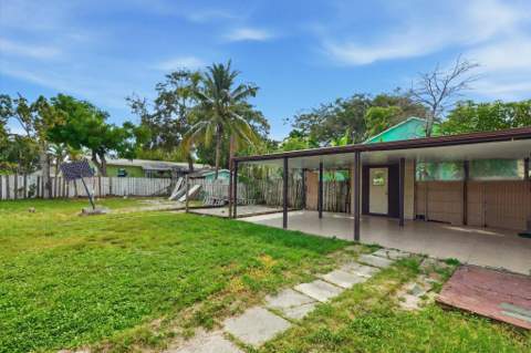 1023 N 25th Avenue, Hollywood FL - photo 15 of 18
