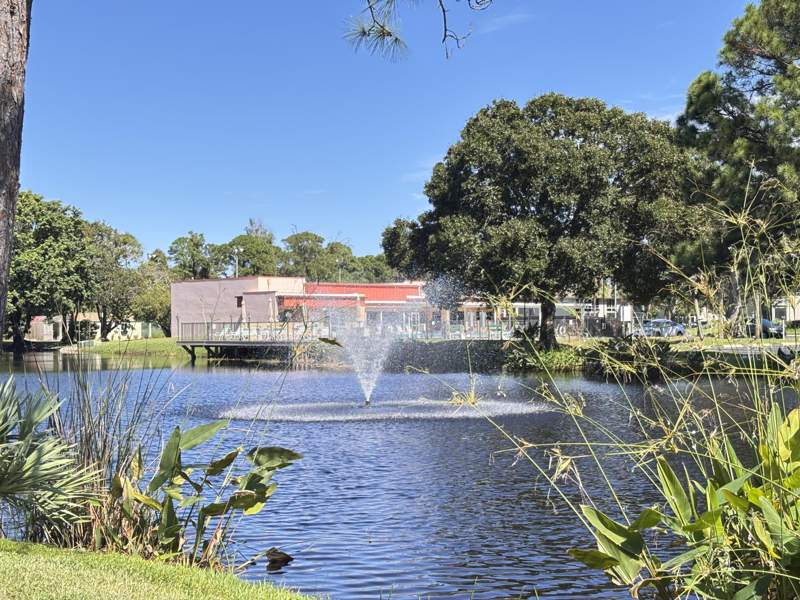 2 bedroom Condominium at 12 Lake Vista Trail #202, Vista St Lucie, Port St. Lucie — photo 3