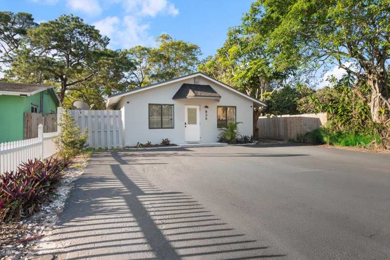 4 bedroom Single Family Residence at 836 SW 13th Court, Lafayette Homesites, Pompano Beach — photo 1