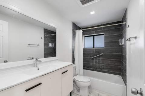 836 SW 13th Court, Pompano Beach FL - photo 12 of 37