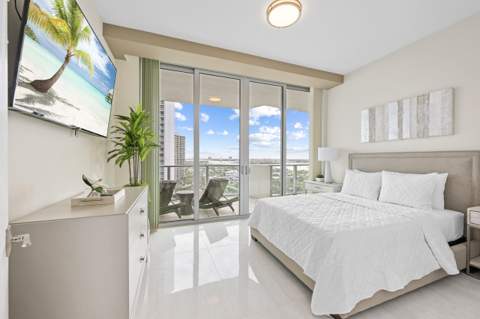 3100 N Ocean Drive #H1707, Singer Island FL - photo 10 of 79