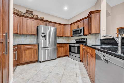 12636 Via Ravenna, Boynton Beach FL - photo 10 of 47
