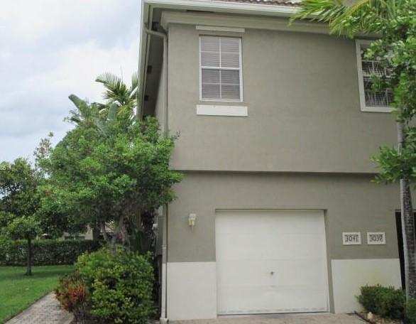 3 bedroom Townhouse at 3041 Laurel Ridge Circle, Thousand Oaks, Riviera Beach — photo 1