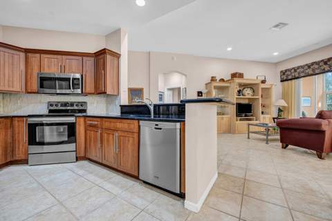 12636 Via Ravenna, Boynton Beach FL - photo 11 of 47