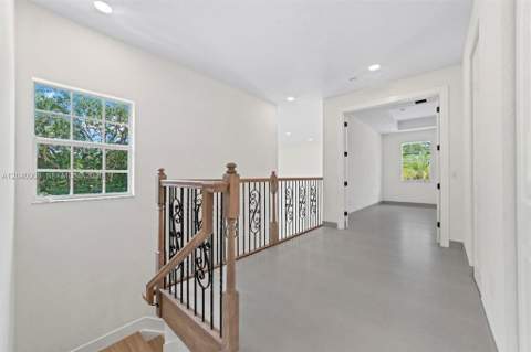 3040 SW 44th Court, Dania Beach FL - photo 17 of 33