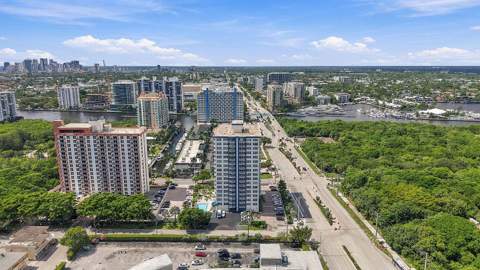 3000 E Sunrise Boulevard #2H, Fort Lauderdale FL - photo 10 of 32