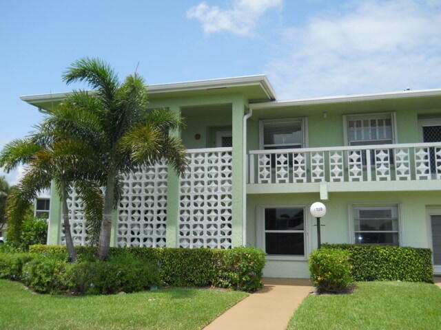 2 bedroom Condominium at 1720 NW 19th Terrace, Pines Of Delray No, Delray Beach — photo 1