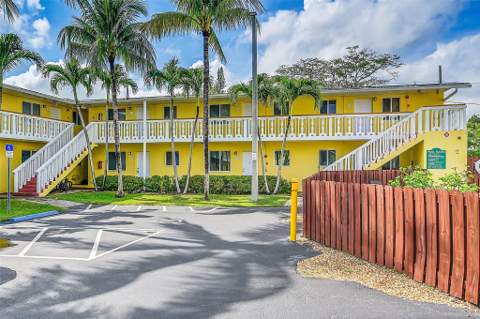 2655 NE 8th Avenue #Apt 210, Wilton Manors FL - photo 15 of 45
